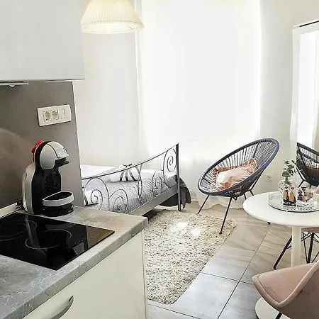 Apartment Centre Lex *