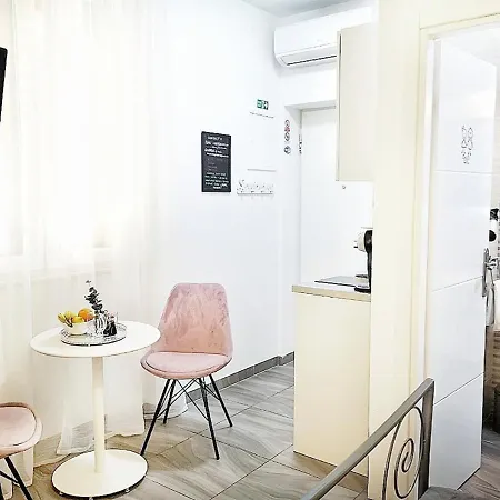 Centre Lex Апартаменти *